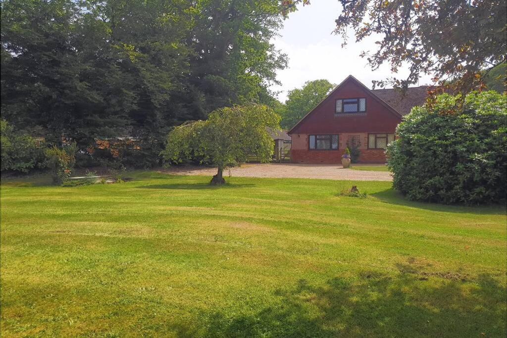 Ashwood Holiday Cottage. Ashford  Exterior photo