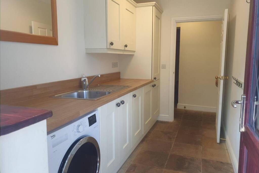 Ashwood Holiday Cottage. Ashford  Exterior photo